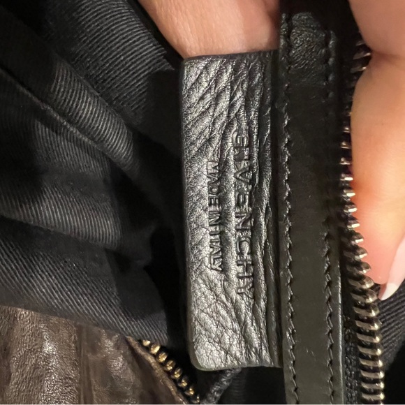 Givenchy Pandora Tumbled Sheepskin Sling - Picture 9 of 10